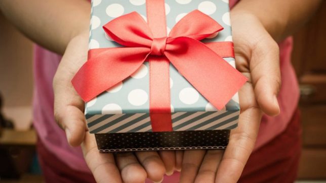 Celebrate Raksha Bandhan with your sister – get her a health plan