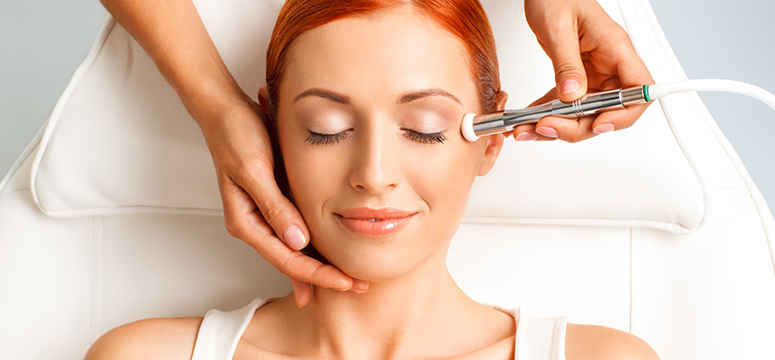 The 4 Benefits of Microdermabrasion