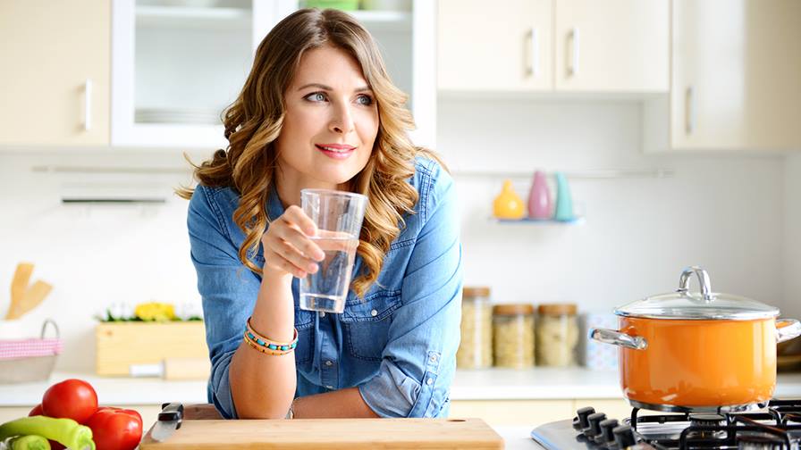 The 40s And Wrinkles: How To Keep Them At Bay